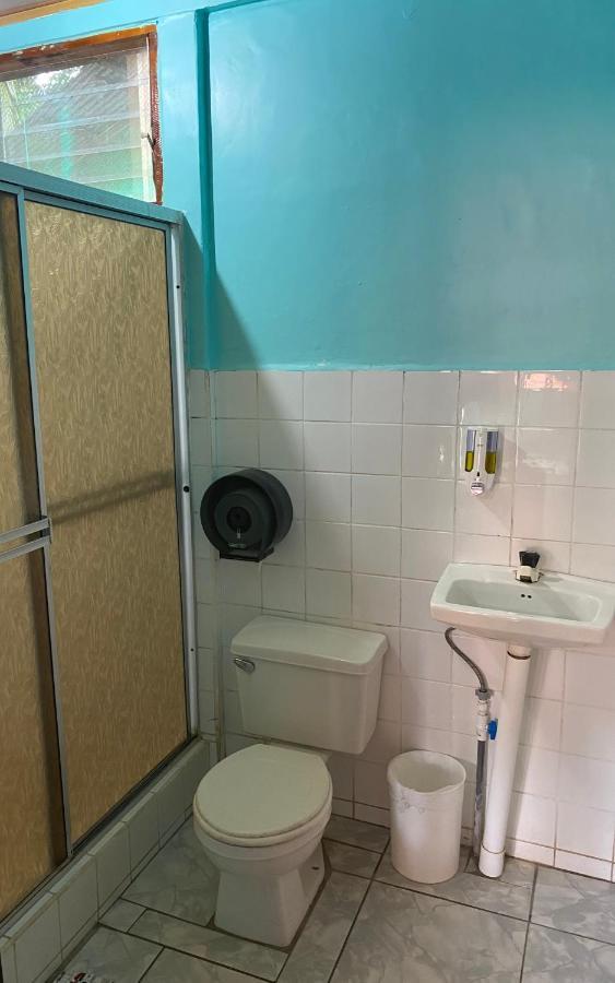 Cabinas Popular Puerto Viejo de Talamanca 외부 사진